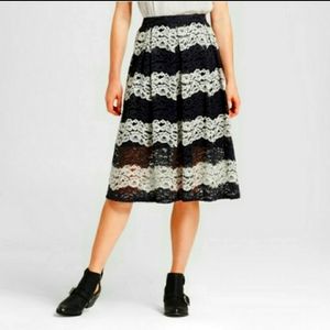 NWT Floral Lace Midi Skirt SZ 8